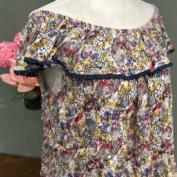 Sophie Rue Top - Picture 2 of 11